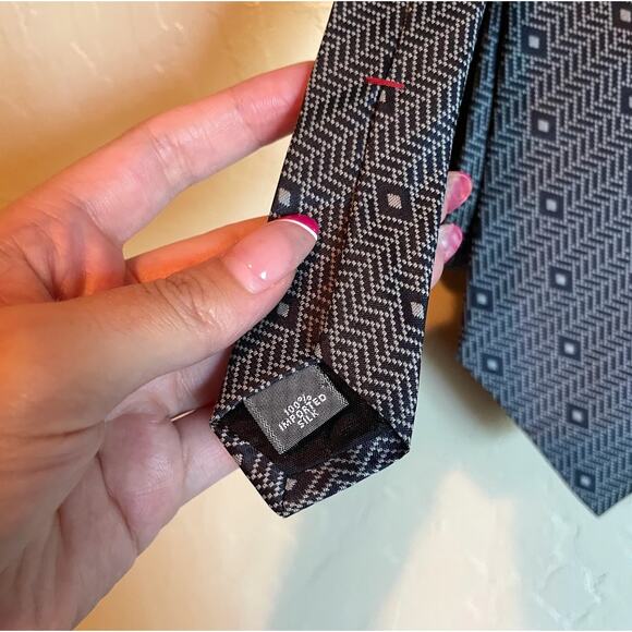 Vintage Peter Thomas by Superba 100% Italian Silk Necktie Geometric Tie - Picture 3 of 6